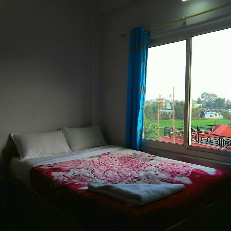 Hotel Aarjan And Restaurant Pokhara Bagian luar foto