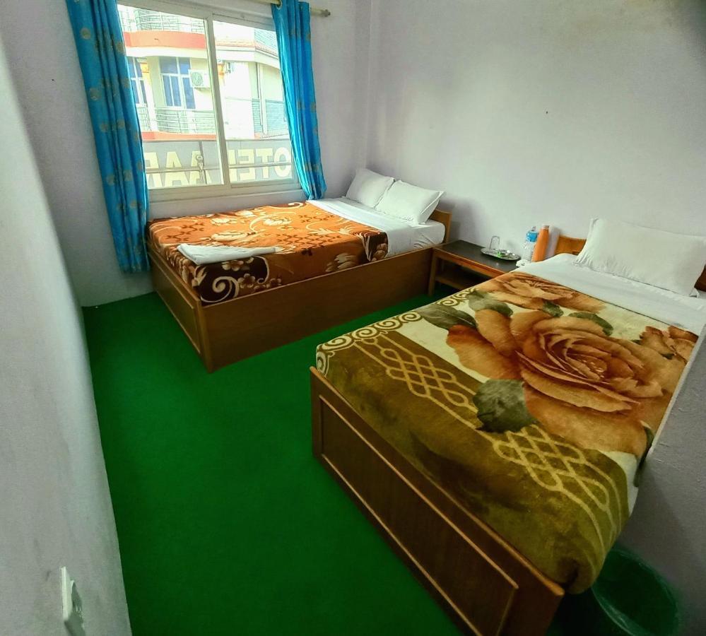 Hotel Aarjan And Restaurant Pokhara Bagian luar foto