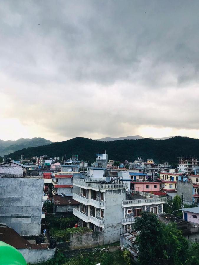 Hotel Aarjan And Restaurant Pokhara Bagian luar foto